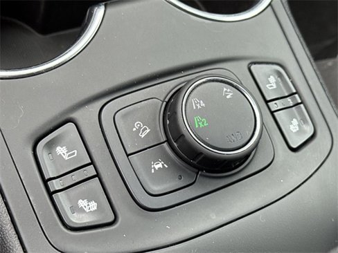 Used 2022 GMC Terrain SLT image 20