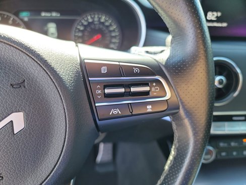 Used 2022 Kia Stinger GT2 image 28