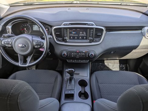 Used 2018 Kia Sorento LX image 15