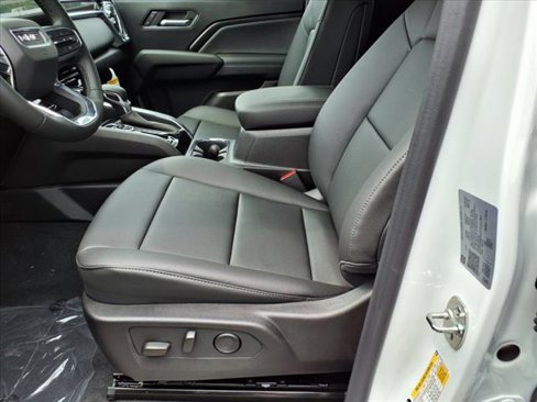 New 2026 GMC Canyon Elevation w/ Convenience Package image 10
