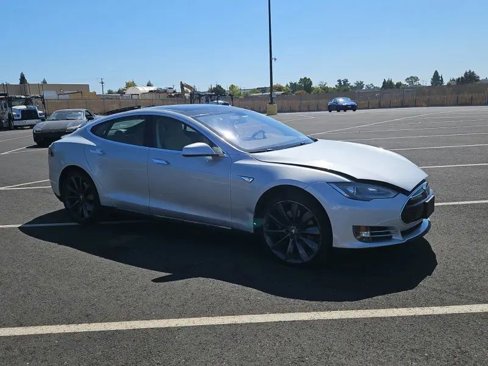 Used 2012 Tesla Model S Signature Performance image 5