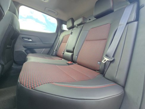 New 2025 Nissan Kicks SR w/ SR Premium Package image 18