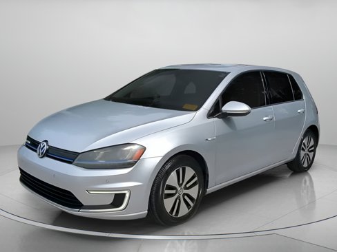 Used 2016 Volkswagen e-Golf SEL Premium image 11