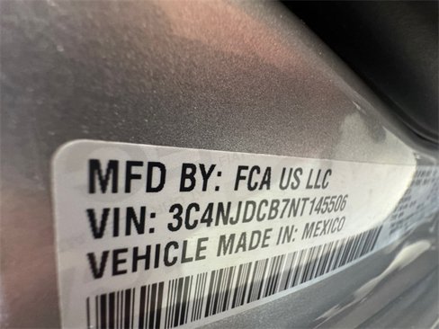 Used 2022 Jeep Compass Limited image 25