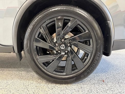 Used 2018 Nissan Murano SL w/ Midnight Edition Package image 13