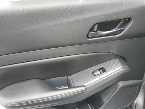 Used 2024 Nissan Altima 2.5 SV image 14