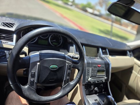 Used 2009 Land Rover Range Rover Sport HSE image 23