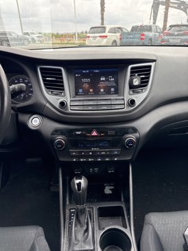 Used 2018 Hyundai Tucson Sport image 11
