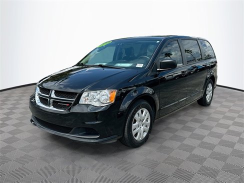 Used 2018 Dodge Grand Caravan SE w/ UConnect Hands-Free Group image 3