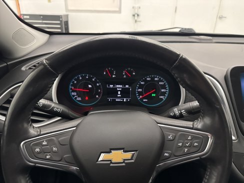 Used 2019 Chevrolet Malibu RS image 12