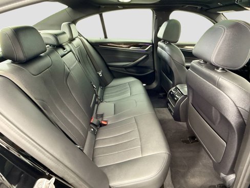 Used 2021 BMW 530i image 21