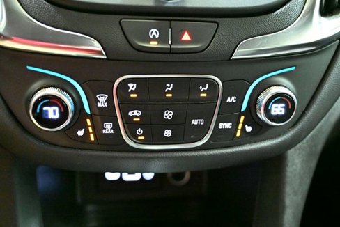 Used 2024 Chevrolet Equinox LT image 33