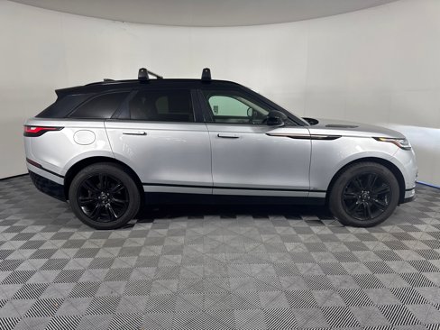 Used 2018 Land Rover Range Rover Velar R-Dynamic SE image 8