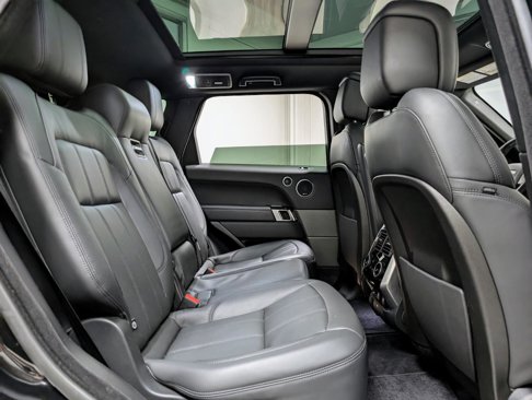 Used 2020 Land Rover Range Rover Sport HSE Dynamic image 24