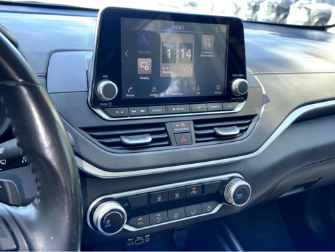 Used 2022 Nissan Altima 2.5 SR image 10