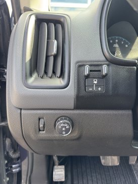 Used 2018 Chevrolet Colorado Z71 image 14