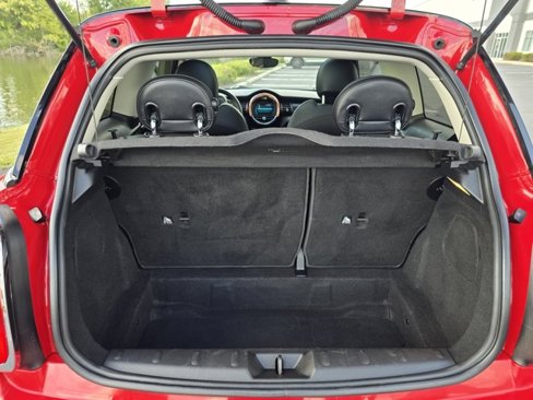 Used 2019 MINI Cooper S image 19