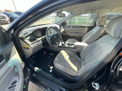 Used 2017 Hyundai Sonata Sport image 7