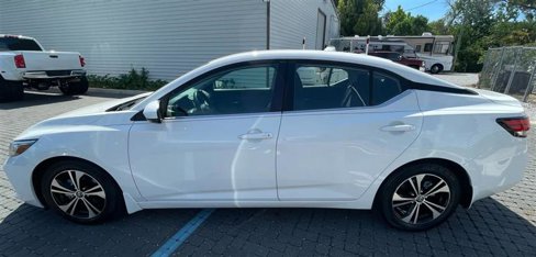 Used 2020 Nissan Sentra SV image 2