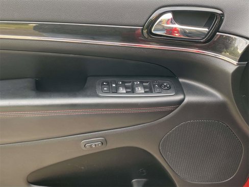 Used 2020 Jeep Grand Cherokee Trailhawk image 15