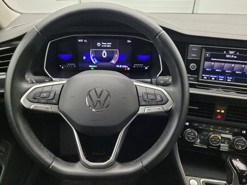 Used 2024 Volkswagen Jetta SE image 22