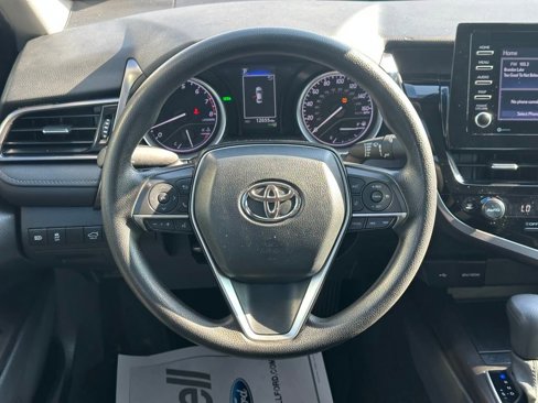 Used 2024 Toyota Camry LE image 7