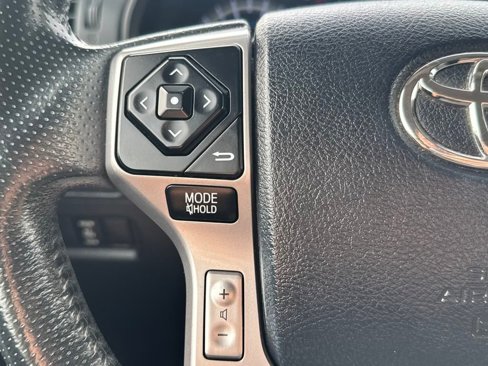 Used 2015 Toyota 4Runner SR5 image 19