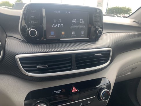 Used 2019 Hyundai Tucson SE w/ Cargo Package image 16