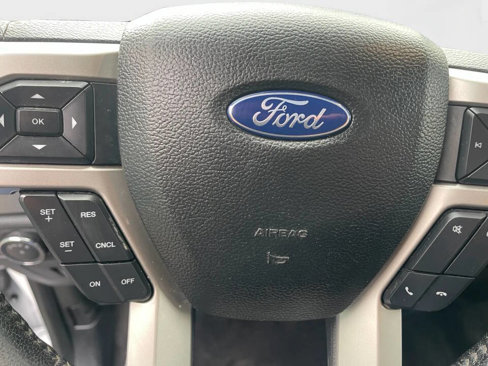 Used 2016 Ford F150 Lariat w/ Trailer Tow Package image 13
