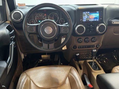 Used 2018 Jeep Wrangler Unlimited Sahara image 7