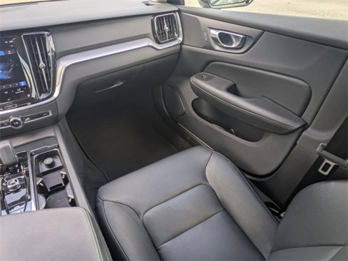 Used 2024 Volvo S60 B5 Core image 15