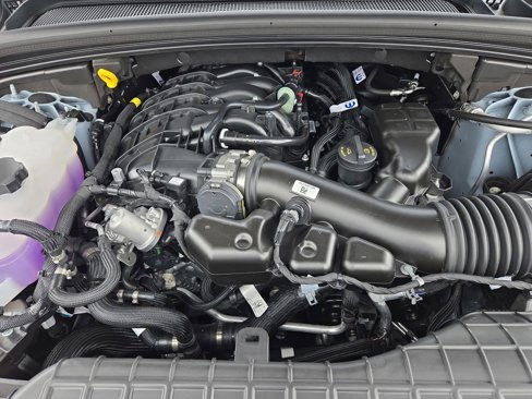 New 2025 Jeep Grand Cherokee L Laredo w/ Luxury Tech Group I image 37