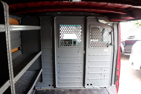 Used 2015 Nissan NV 2500 SV image 36