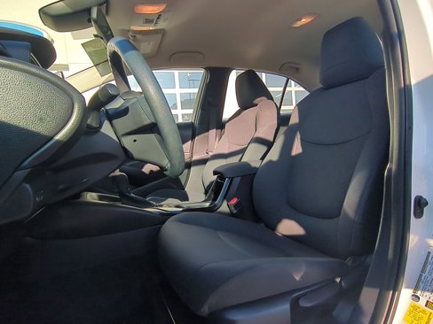 Used 2022 Toyota Corolla LE image 26