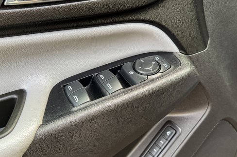 Used 2019 Chevrolet Equinox Premier image 15