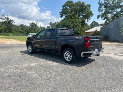 Used 2022 Chevrolet Silverado 1500 LT image 4