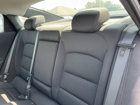 Used 2022 Chevrolet Malibu LT image 34