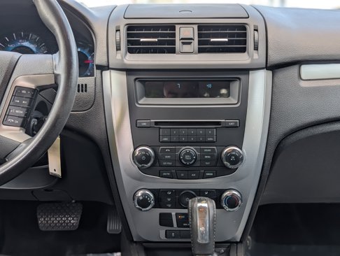 Used 2010 Ford Fusion SE image 14