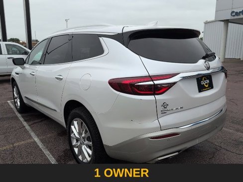 Used 2021 Buick Enclave Premium w/ Surround and Sites Package image 5
