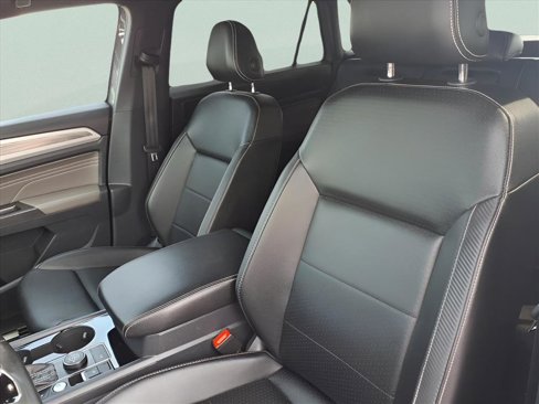 Used 2022 Volkswagen Atlas Cross Sport SE image 10