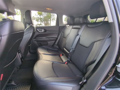 Used 2022 Jeep Compass Trailhawk w/ Trailhawk Convenience Group image 15