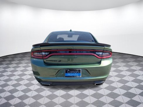Used 2022 Dodge Charger SXT w/ Blacktop Package image 4