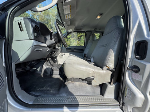 Used 2005 Ford F250 XLT image 13