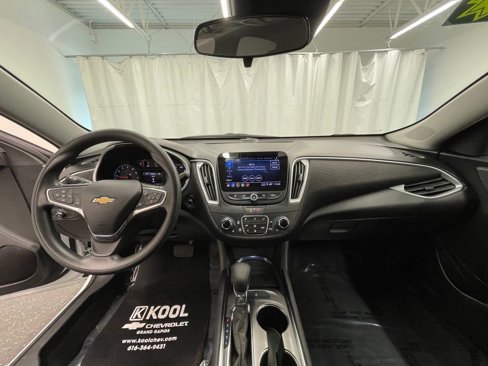 Used 2023 Chevrolet Malibu LT image 13
