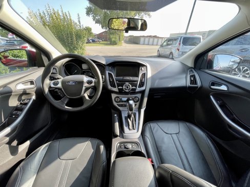 Used 2014 Ford Focus Titanium image 17