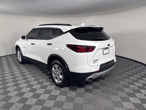 Used 2019 Chevrolet Blazer LT image 3