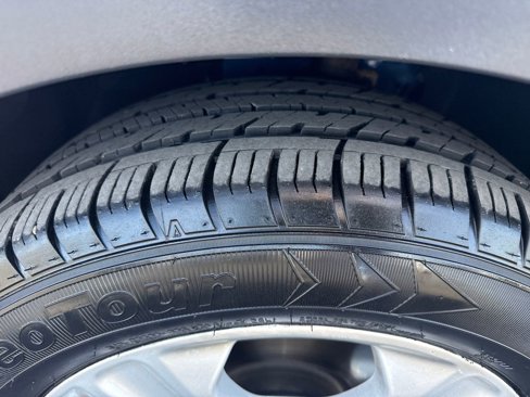 Used 2016 Ford Escape SE w/ Equipment Group 201A image 16