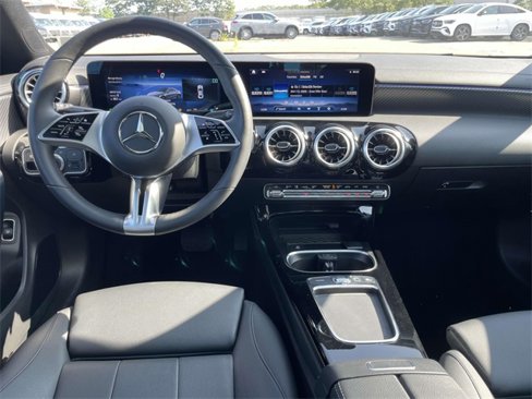 Certified 2025 Mercedes-Benz CLA 250 4MATIC image 5