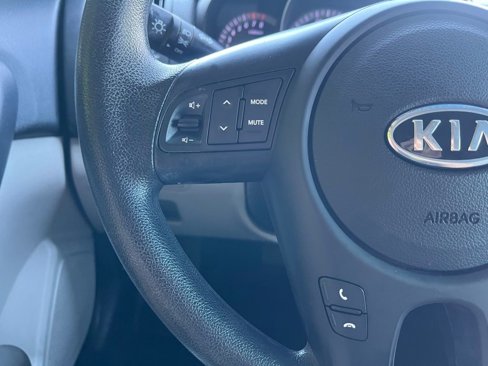 Used 2012 Kia Forte EX image 28