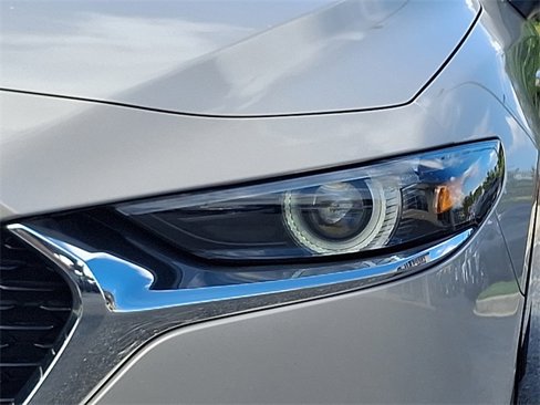 Used 2022 MAZDA MAZDA3 s image 9